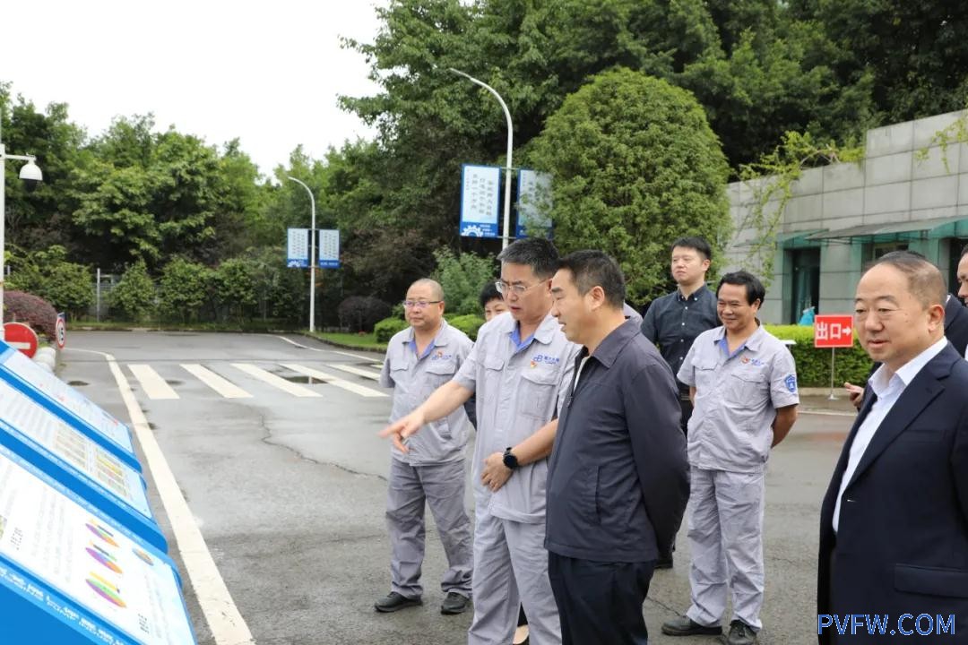 机电集团辛国荣到重庆水泵公司调研指导工作